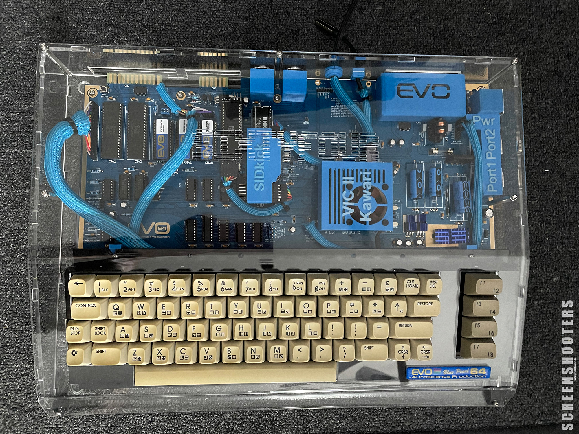 C64-223_BluePearl_22.jpg